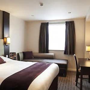 Premier London Heathrow M4/j4 Hotel