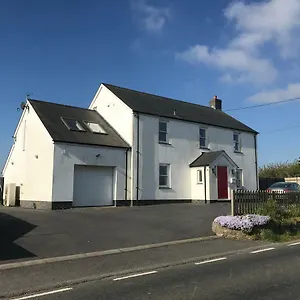 Beautiful Modern House In The Heart Of Gower Swansea